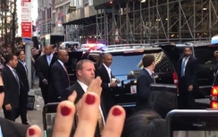 Ông Obama đi mua cafe khiến cả tuyến phố New York náo loạn