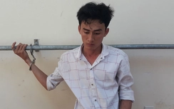 Bắt thanh niên siết cổ, đâm tài xế taxi ở Hậu Giang