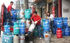 Giá gas tiếp tục giảm khoảng 23.000 đồng/bình 12 kg từ 1/5