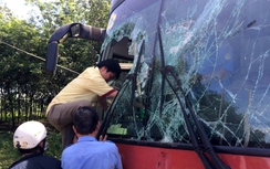 Nhân viên tố Thành Bưởi trừ tiền sai, nghỉ việc không trả sổ BH