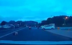 Video:Xe máy phóng nhanh, lạng lách đâm trọng thương du khách ở Đà Lạt