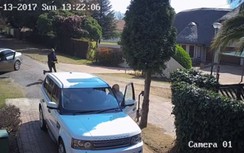 Range Rover cài số lùi chạy thoát ngoạn mục tên cướp có súng