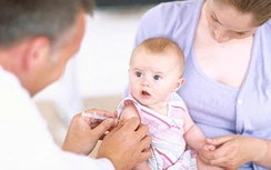 Mỹ: Không đưa con đi tiêm vắc xin, bà mẹ đối mặt án tù