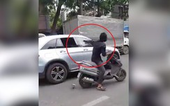 Kẻ điên cuồng chặt kính ôtô ở Sài Gòn bị xử lý thế nào?