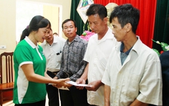 Vinamilk hỗ trợ 400 triệu đồng cho người dân vùng lũ tại Hà Nội