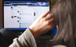 Facebook bất ngờ mở lại nút xóa bài đăng