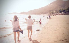 Choáng với bãi biển du khách vừa tắm vừa lo sợ dính phải mìn