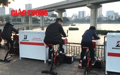 Xe đạp lọc nước hồ Hà Nội có "đắt" khách?