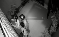 Hãi hùng nhóm trộm dí dao vào cổ cướp tài sản giữa đêm khuya