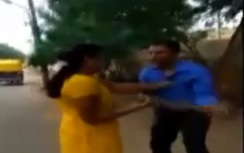 Giám đốc bị khách hàng nữ đánh bầm dập vì dám... gạ tình