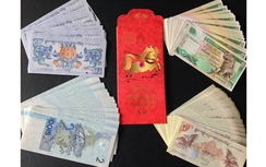 Tiền lì xì tứ linh đắt khách mua