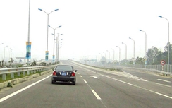 Người dân nhắn tin khen đường cao tốc hiệu quả