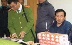 Đột kích xưởng sản xuất đồ nghề đánh bạc bịp