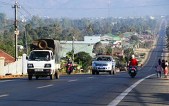 Đường HCM qua Kon Tum, Gia Lai đẹp như thảm lụa