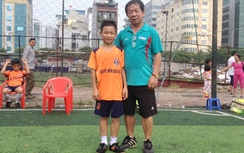 Cậu bé Mường và hành trình 14 nghìn km học đá bóng