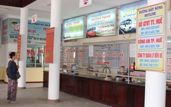 Khách đi xe tại Huế không khác so với ngày thường