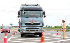 Quản chặt ATGT đường cao tốc