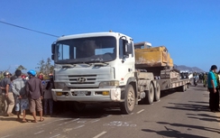 Xe container nghi cố tình cán chết học sinh: Khám nghiệm lại hiện trường