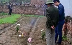 "Tôi tưởng thai nhi bị vứt sau vườn là búp bê"