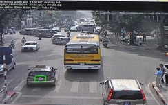 Phạt qua camera: Không bỏ qua xe biển xanh, biển đỏ