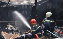 TPHCM: "Bà hỏa" lại thiêu rụi một căn nhà