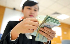 Ngân hàng vật vã mời khách vay tiền