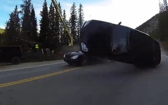 Choáng váng xem những hình ảnh phá siêu xe của Furious 7