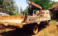 Gia Lai: Hai nữ sinh trùng tên, một tử vong khi đụng xe cẩu