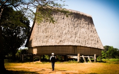 Báu vật người Banar tự gìn giữ bỗng nhiên hóa tro tàn