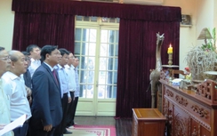 Lãnh đạo Bộ GTVT báo công dâng Bác