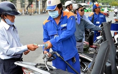 Giá xăng tăng 275 đồng/lít
