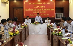 Bộ GTVT thông tin nhanh chóng, kịp thời tới báo chí