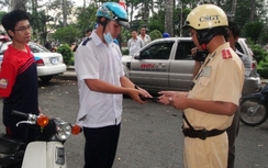 Cử tri nói CSGT "núp", Chủ tịch quận khẳng định không