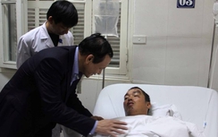 Bộ GTVT thăm hỏi chiến sỹ CSGT bị xe tải tông, kéo lê 20m