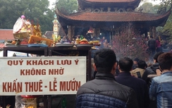 Xử lý hàng chục "đạo chích" ở đền Bà Chúa Kho