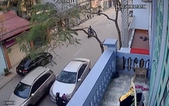 Từ vụ xe Camry đâm chết 3 người: Hiểm họa "đạp nhầm chân ga"?