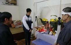 Miễn học phí cho con nạn nhân bị xe Camry đâm ở Ái Mộ