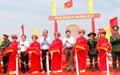 Khánh thành Bia tưởng niệm Anh hùng liệt sĩ tại Điểm cao 689