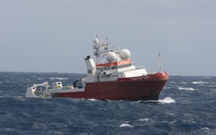 Báo Australia: “Chuyện tìm kiếm MH370 là một… trò hề”