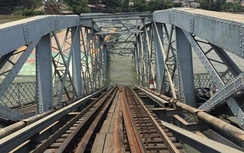 Phó Thủ tướng chỉ đạo sớm khắc phục vụ sập cầu Ghềnh