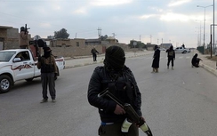 IS chôn sống 45 chiến binh đào ngũ