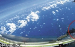 Trung Quốc triển khai máy bay ném bom trên đá Chữ Thập