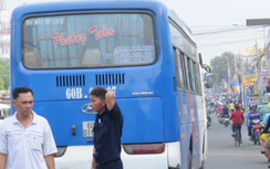 Xe cán chết người, học sinh bàng hoàng