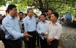 Bí thư Thăng: “Rác thế này thì cậu có đáng được nhận lương không?”