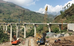 Vì sao 26 nhà thầu lọt “danh sách đen” của Bộ GTVT?