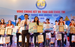 Hơn 30 tập thể, cá nhân đoạt giải “Giao thông học đường”