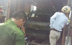 Xe đầu kéo chở 6 “xế hộp” cháy ngùn ngụt trên đường tránh Huế