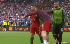 Ronaldo nổi hứng làm "huấn luyện viên"