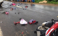 Va chạm với ô tô, hai người đi xe máy tử vong tại chỗ