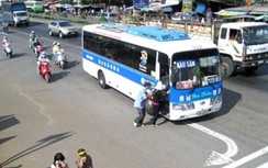 Dừng đón, trả khách không đúng quy định bị phạt 2 triệu đồng